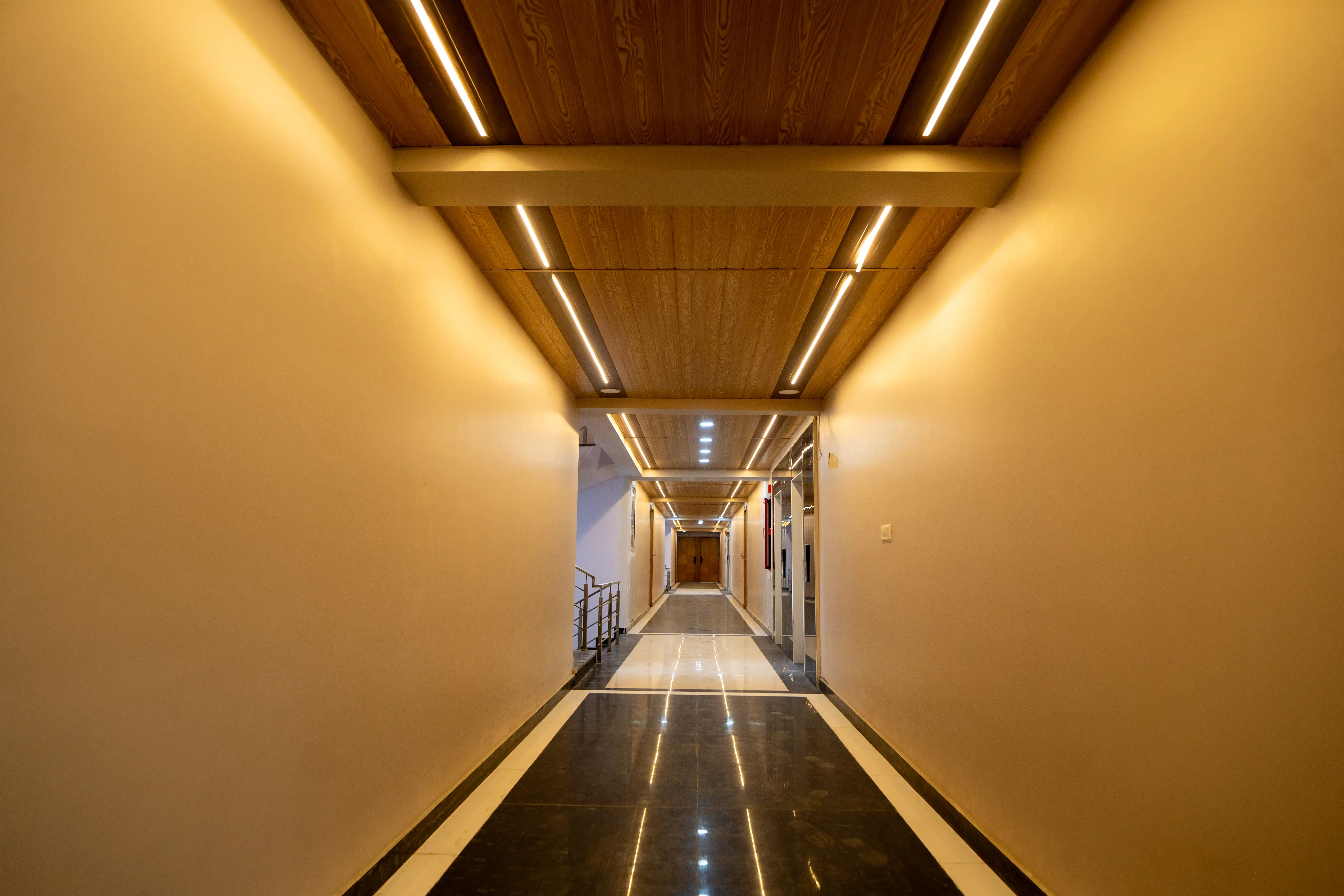 Tiwari Ginni Residency